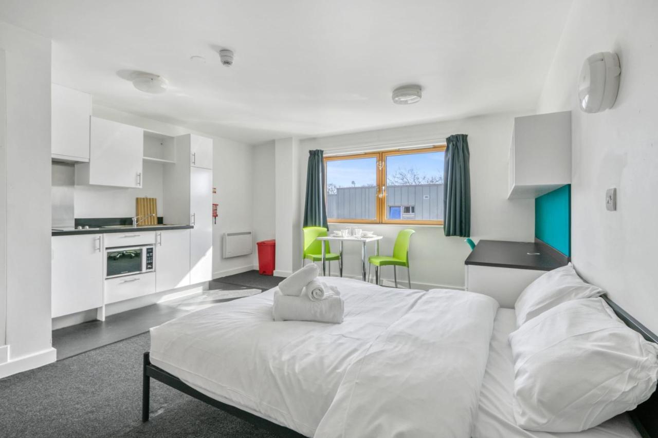 Bright & Central Studio In Luton, Sleeps 2 Luton (Bedfordshire) Exterior photo