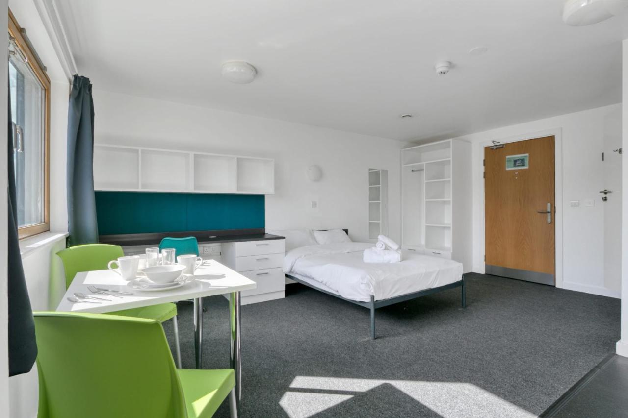 Bright & Central Studio In Luton, Sleeps 2 Luton (Bedfordshire) Exterior photo