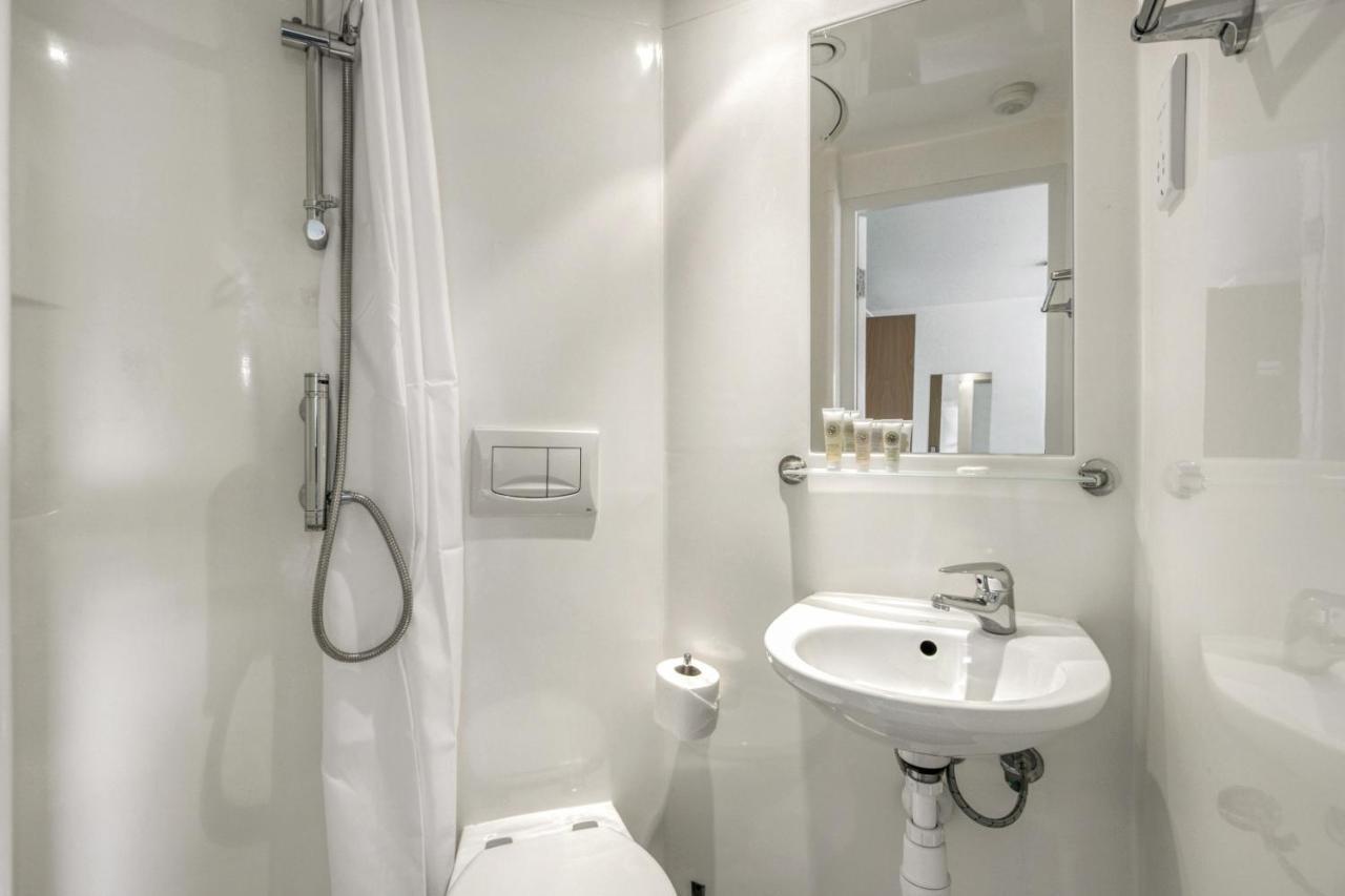 Bright & Central Studio In Luton, Sleeps 2 Luton (Bedfordshire) Exterior photo