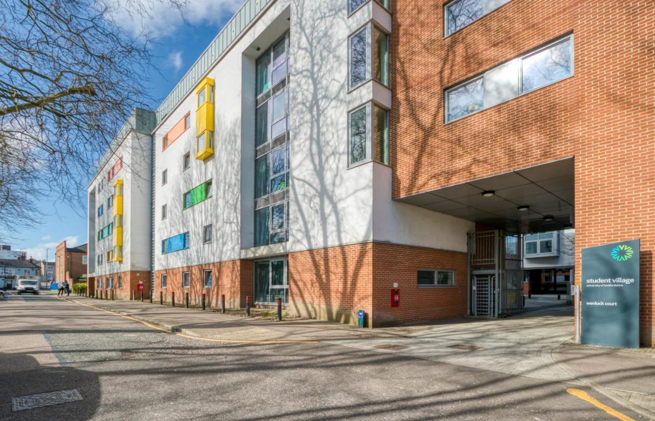 Bright & Central Studio In Luton, Sleeps 2 Luton (Bedfordshire) Exterior photo