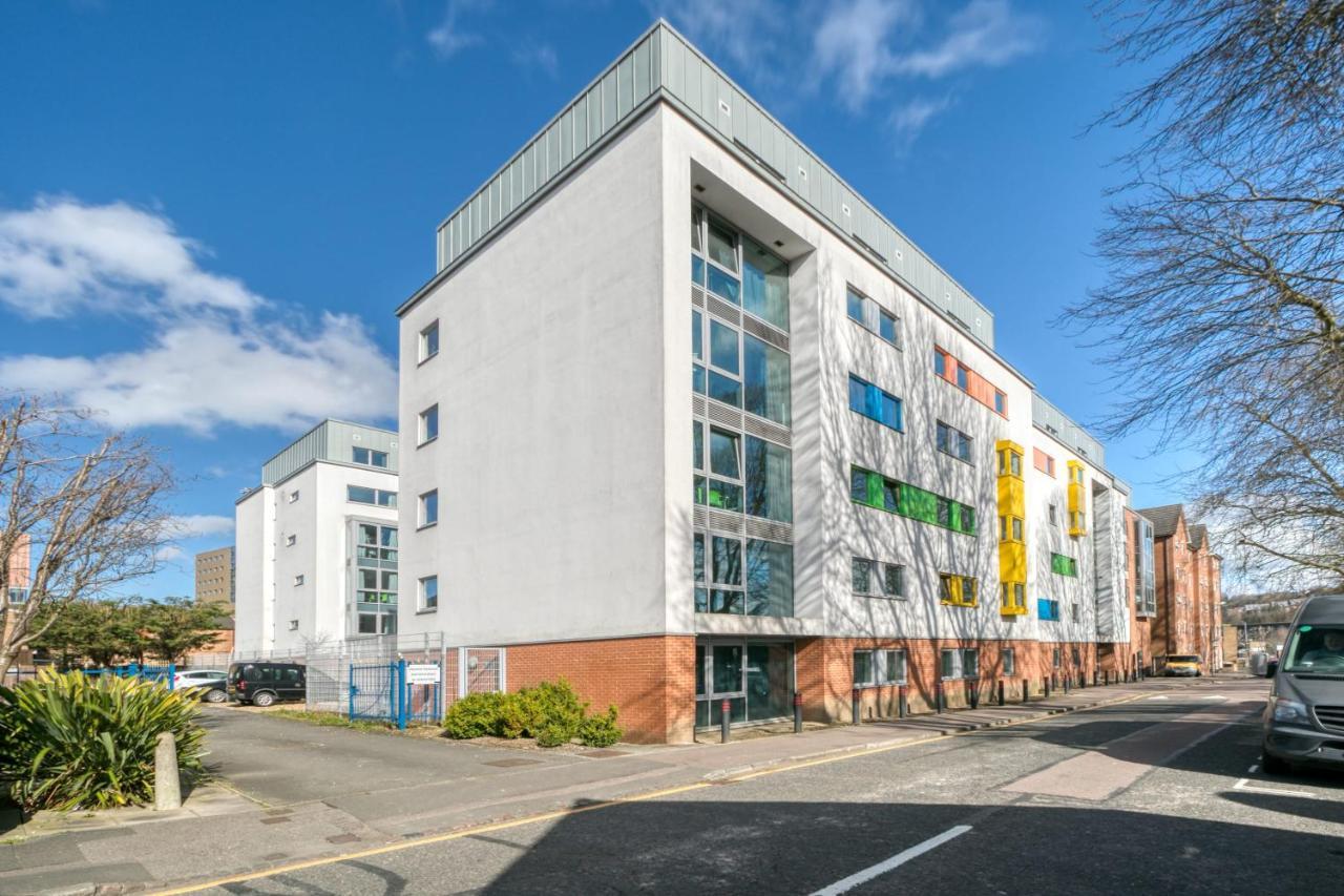 Bright & Central Studio In Luton, Sleeps 2 Luton (Bedfordshire) Exterior photo